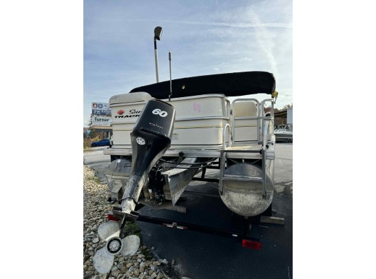 2008 Sun Tracker Party Barge 21