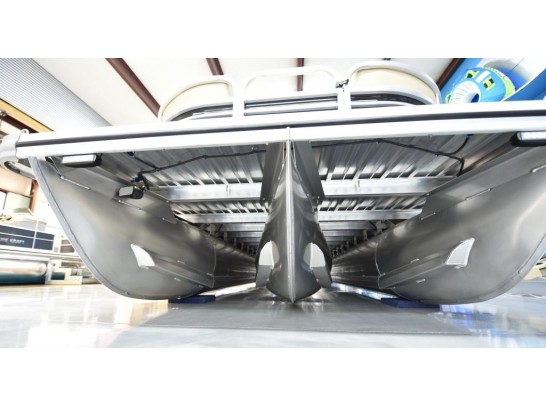 All-weld-aluminum Floor