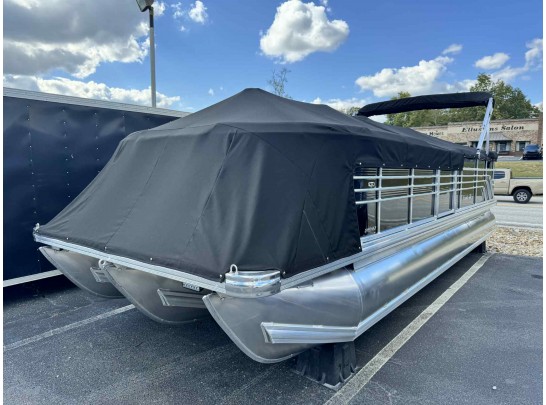 22' Prestige Series Tritoon 