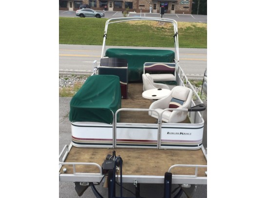 1999 24' Leisure Kraft Pontoon 