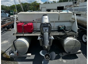 1993 19.1' pontoon