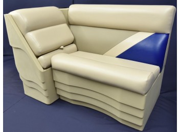 30" Bench Seat with Headrest