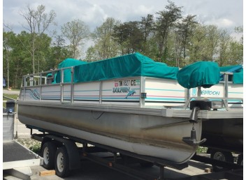 1997 24' Neptoon Pontoon boat