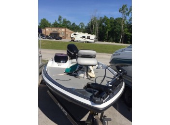 2008 Nitro Fishing boat